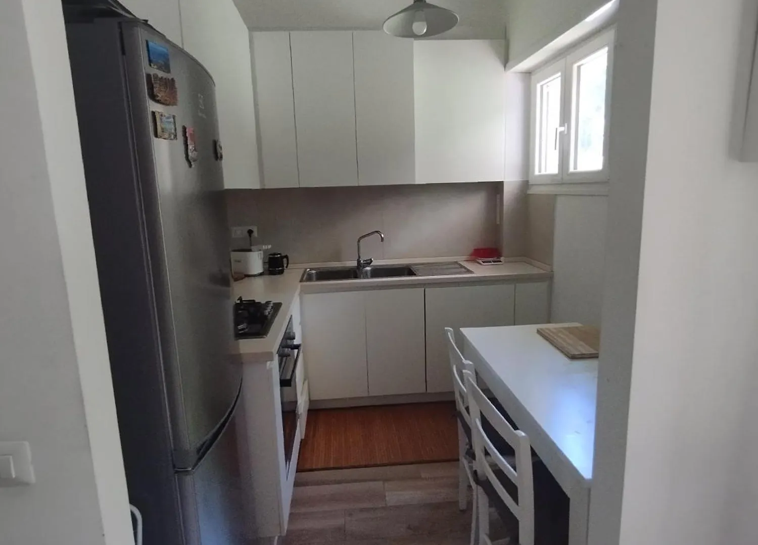 Cozy Apartment In Quiet And Green Area Rom