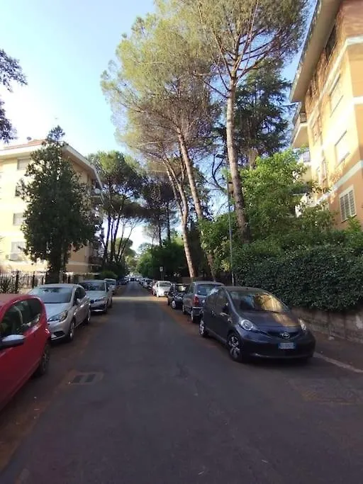 Cozy Apartment In Quiet And Green Area Rome